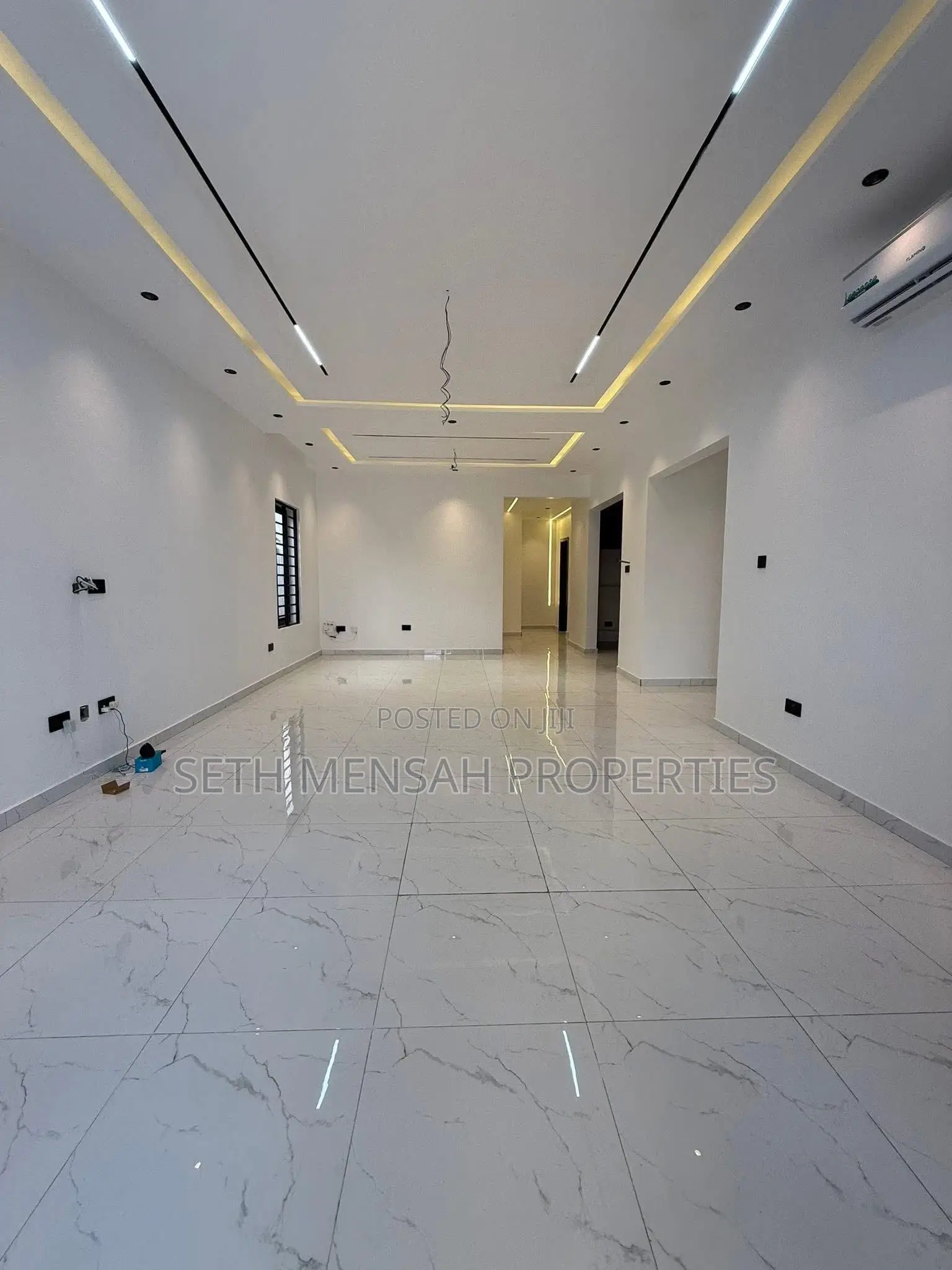 3bdrm House in Skm, Lake Side Estate for sale