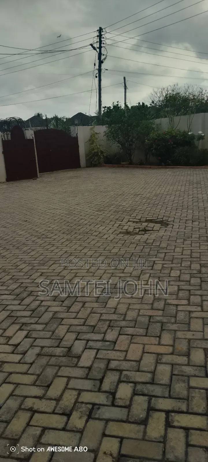 3bdrm Apartment in Sinco Properties, East Legon for rent