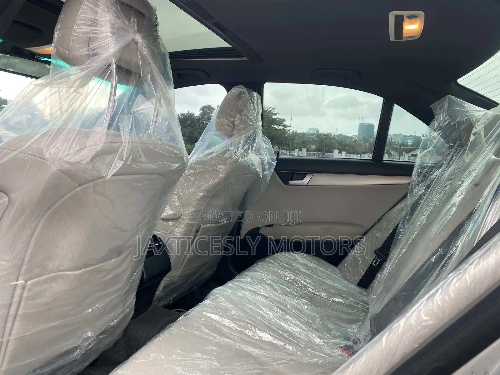 Mercedes-Benz C250 2014 Silver