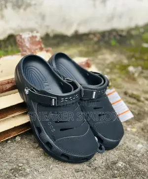 Casual Crocs Slides Black