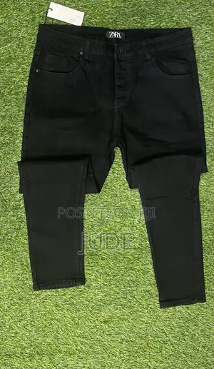 Black Skinny Jeans