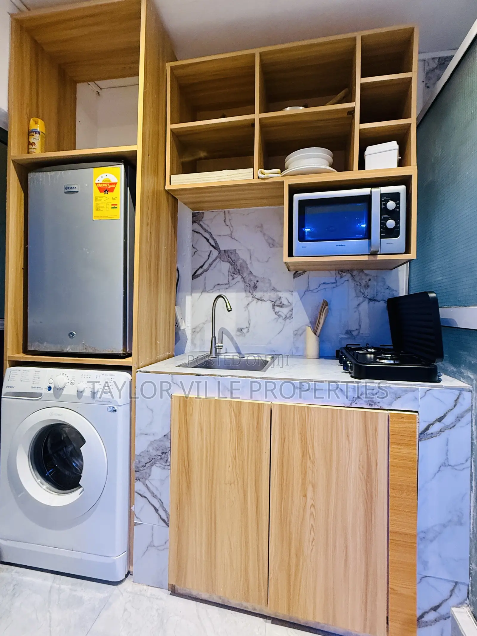 Affordable Studio in Osu, 3 Mins Walk From Oxford St W/ Wifi