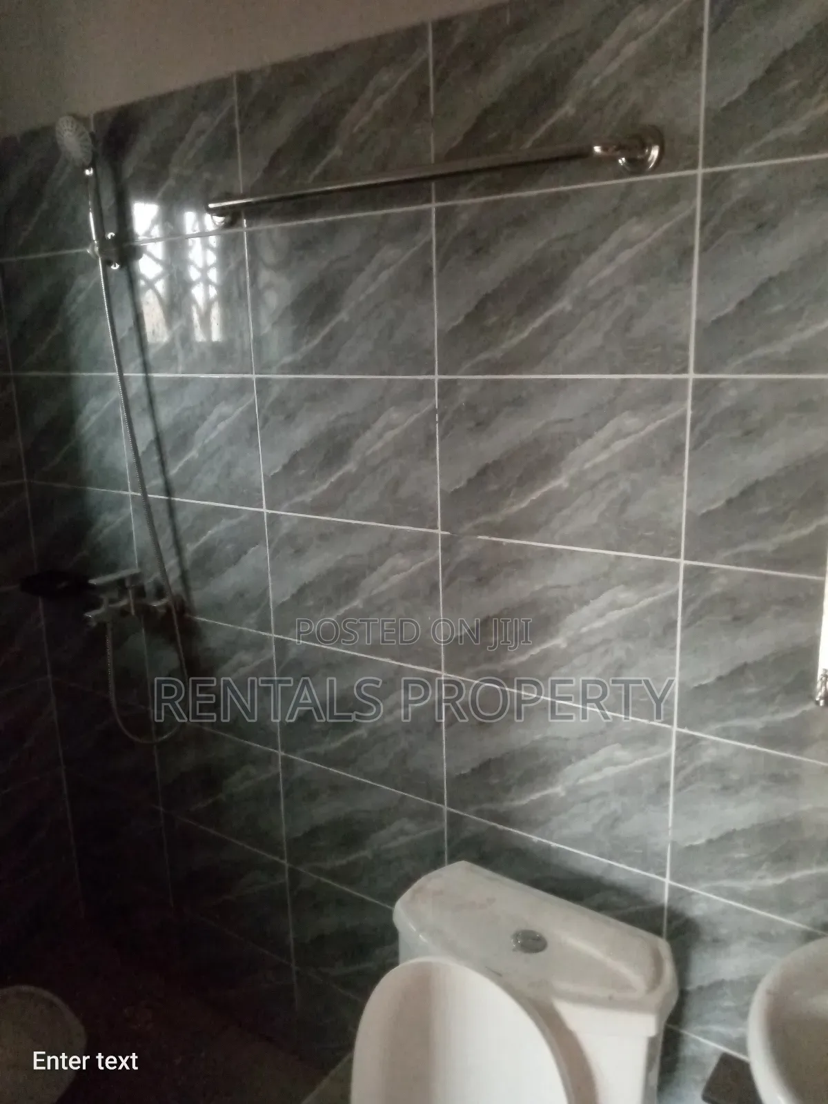 2bdrm Block of Flats in Frafraha for rent
