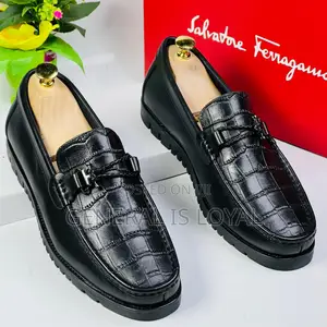Salvatore Ferragamo Black Men Leather Loafers With Flat Shoe
