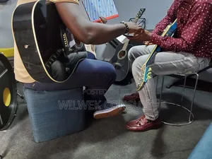 Bass Guitar Lessons for Kids, Teens and Adult
