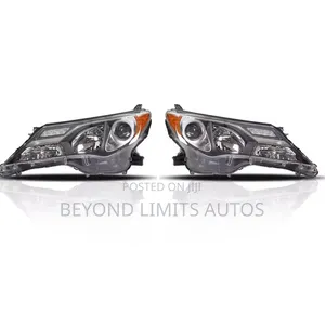 Toyota Rav4 2013,2014,2015 Headlight/ Head Light