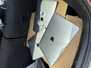 Laptop Apple MacBook Pro 2020 16GB Intel Core I5 SSD 512GB