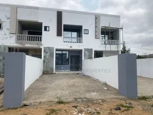 3bdrm House in Adenta for sale