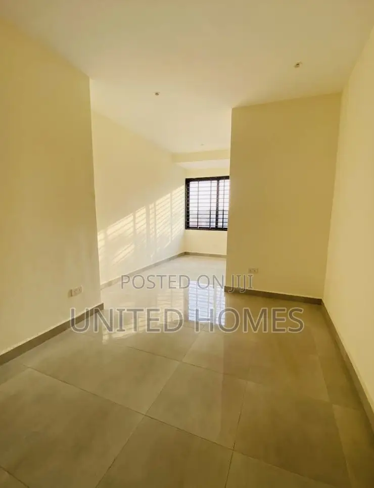 6bdrm House in Cantonments for rent