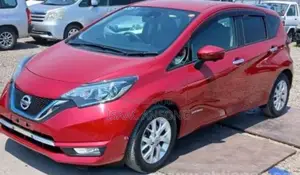 Nissan Note 1.2 Hybrid 2018 Red