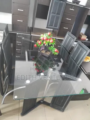 Expo.Eminent Dining Sets