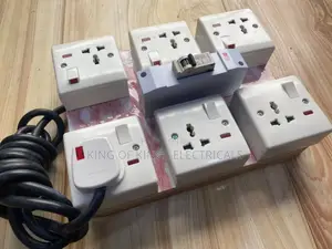 Heavy-Duty 6-Way Extension Board With Circuit Breaker Switches