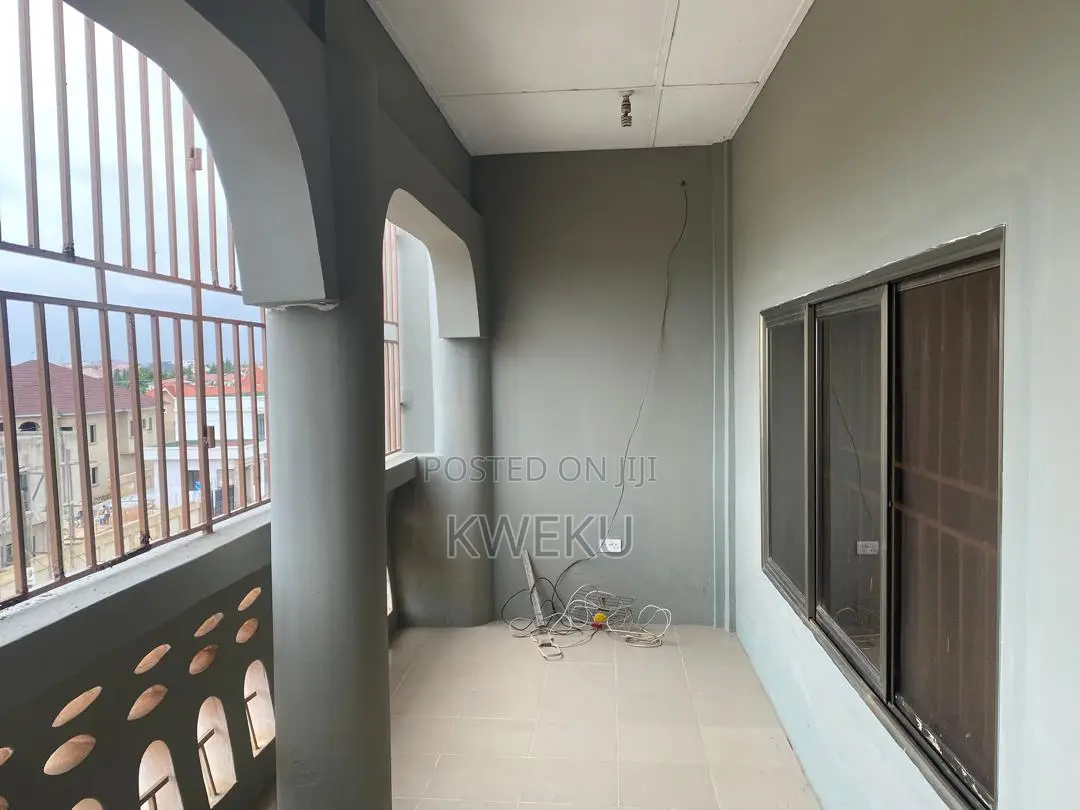 3bdrm Apartment in Seedov Properties, Spintex for rent