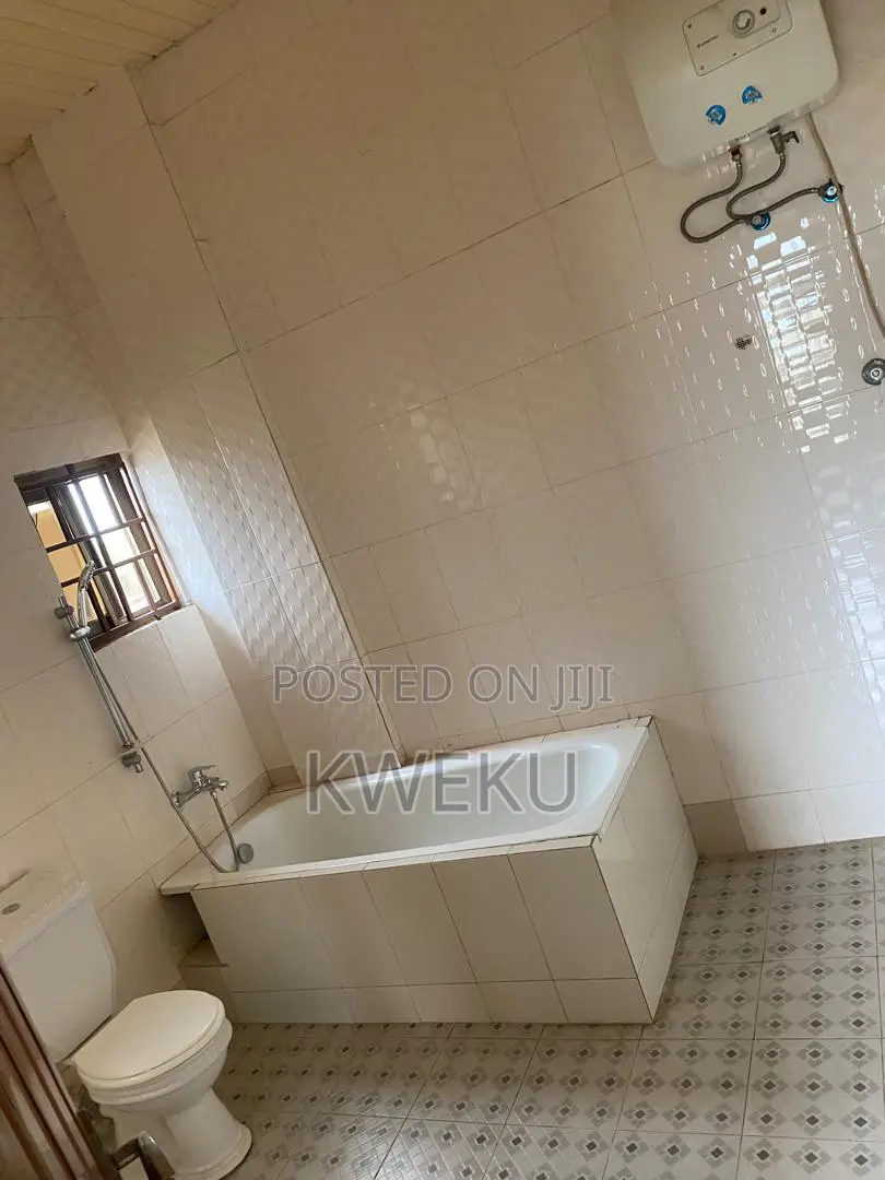 3bdrm Apartment in Seedov Properties, Spintex for rent