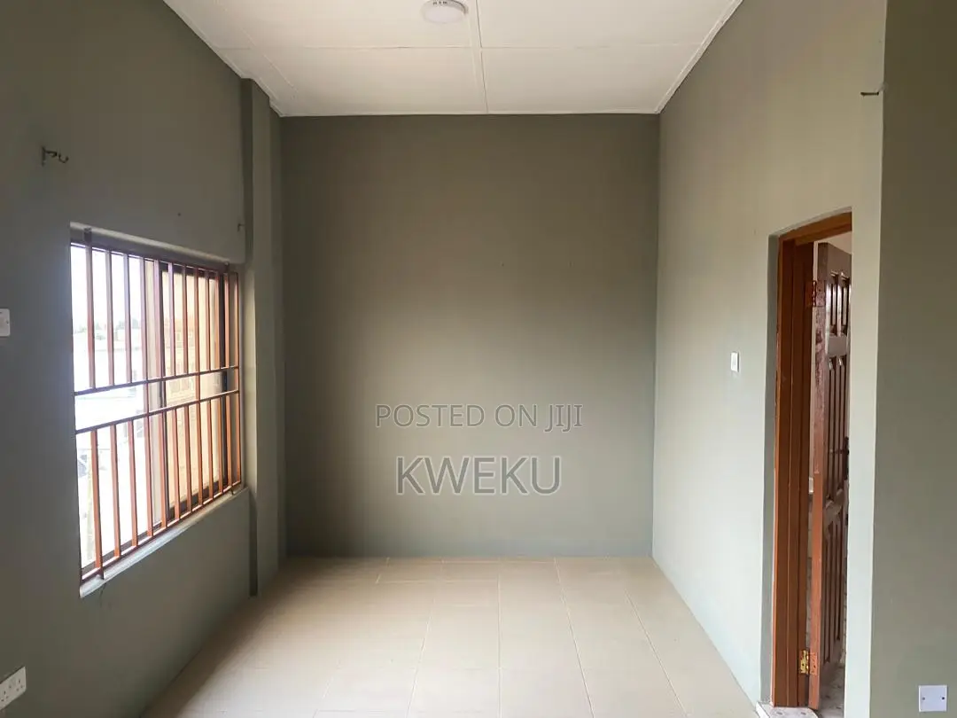 3bdrm Apartment in Seedov Properties, Spintex for rent