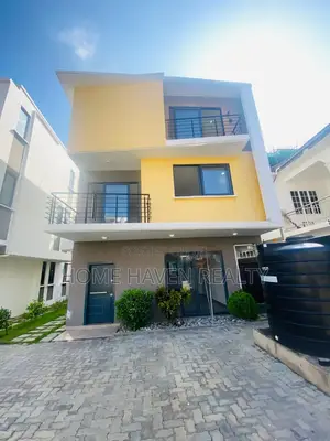 3bdrm Townhouse / Terrace in East Airport, Tseaddo for rent