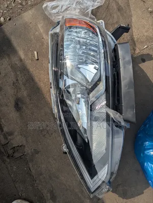 Nissan Sentra 2016,2017,2018,2019 Headlight/ Head Light