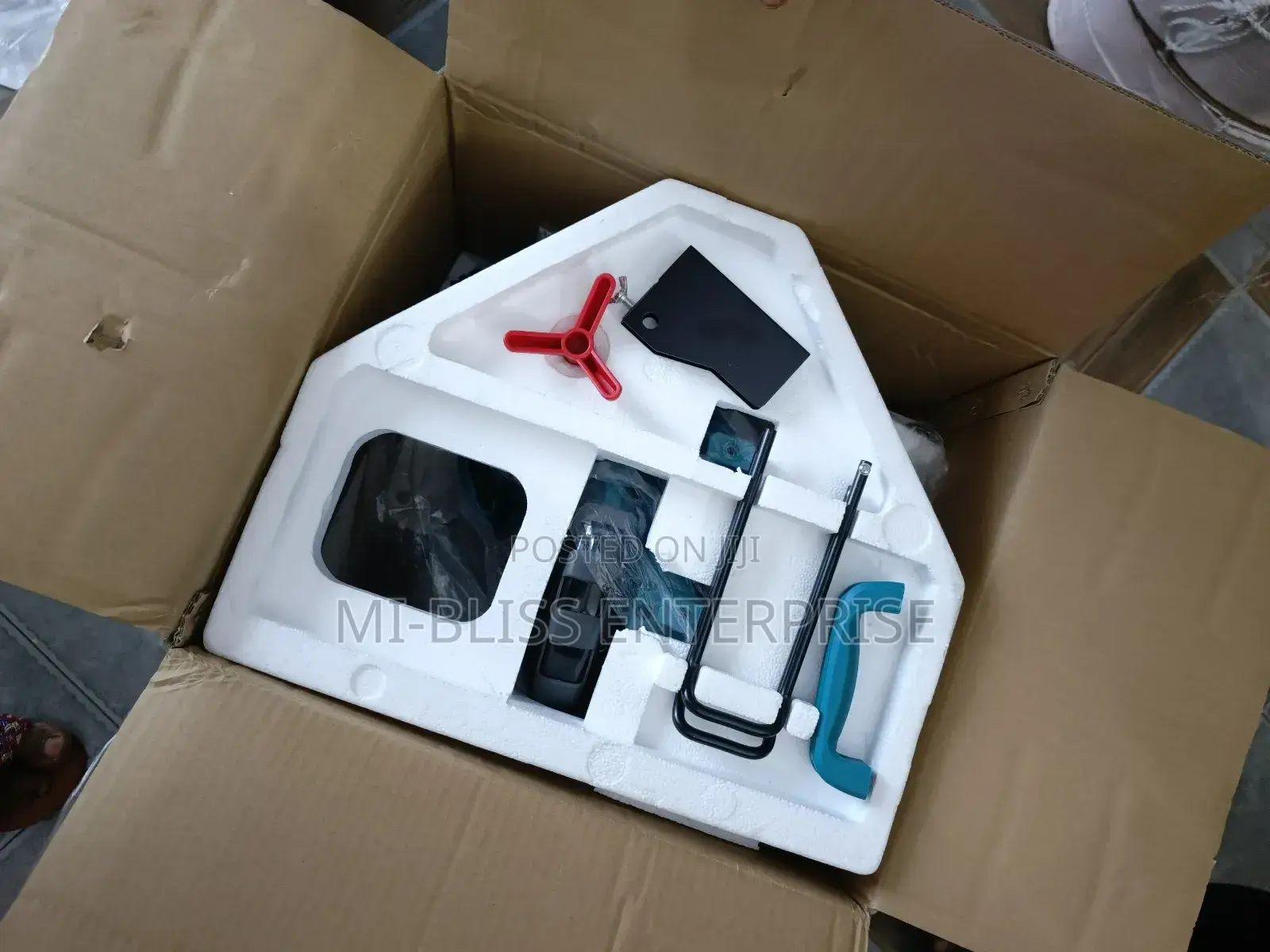 Total Meter Saw 1400w