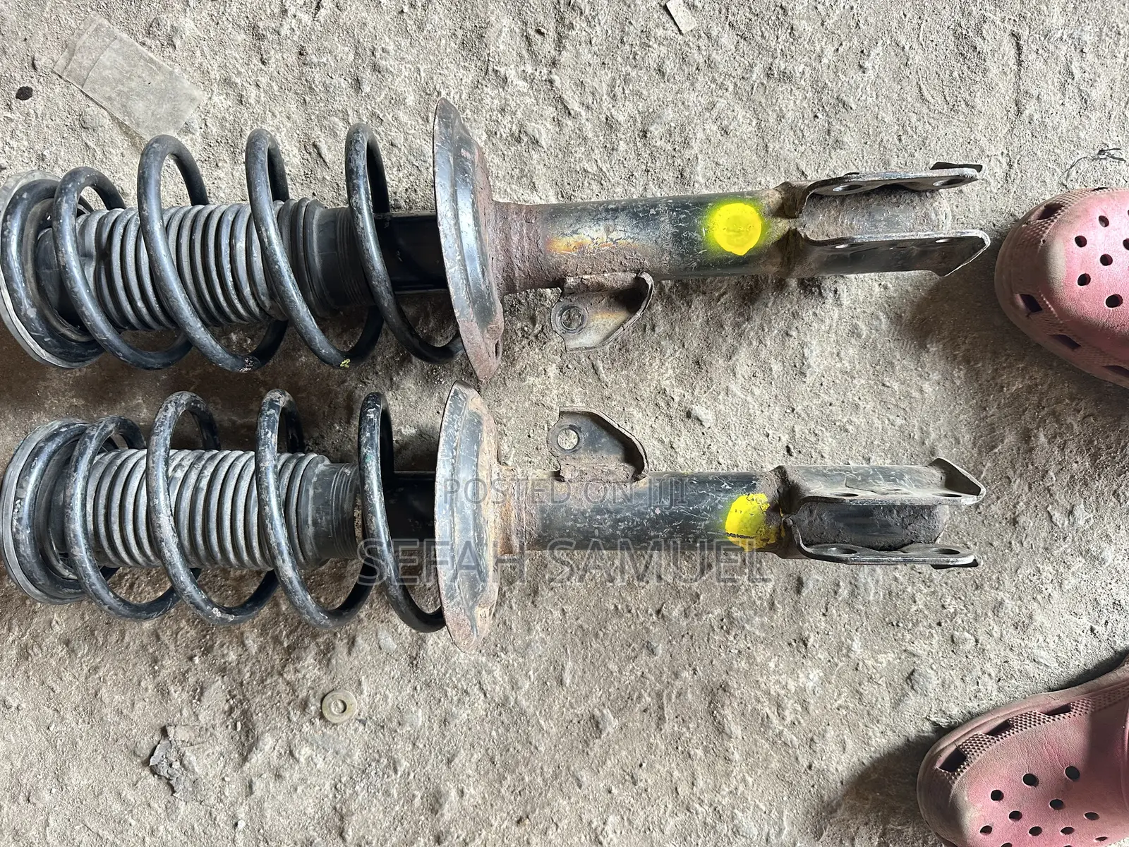 Toyota Yaris,Vitz Front Shock Absorbers