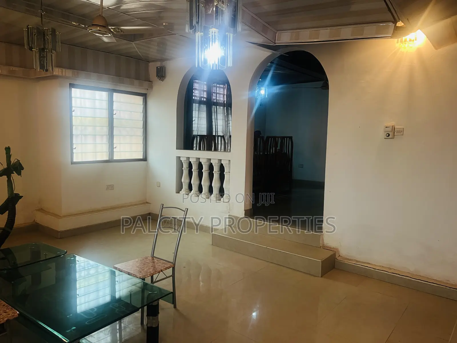 10bdrm House in Ahenema Kokoben, Kumasi Metropolitan for sale