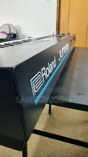 Roland Keyboard (Juno D8)