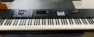 Roland Keyboard (Juno D8)