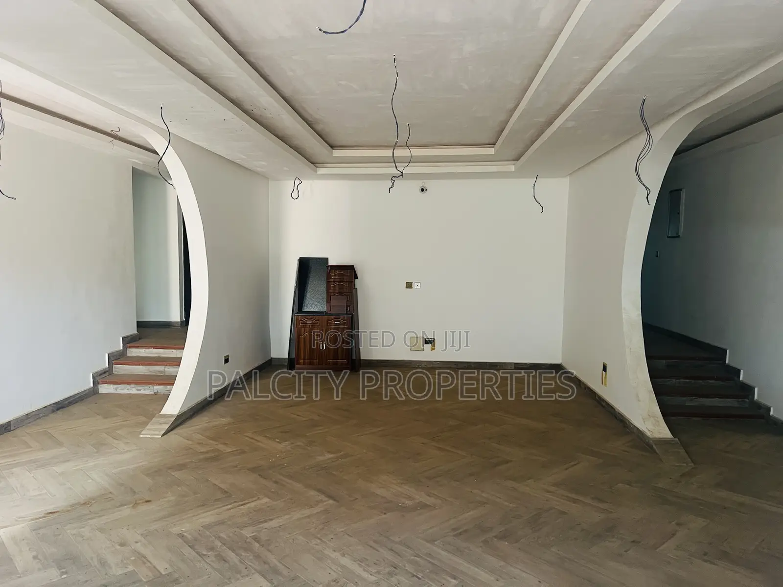 7bdrm House in Palcity Estate, Kumasi Metropolitan for sale