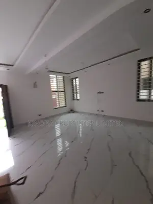 4bdrm Duplex in Hatso, Haatso for sale