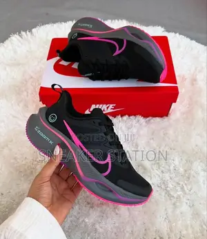 Nike Zoom X Smile Trainers