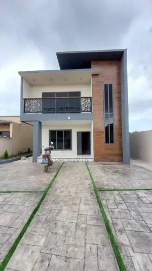 3bdrm Duplex in Kokrobite Beach Road, Ga South Municipal for sale