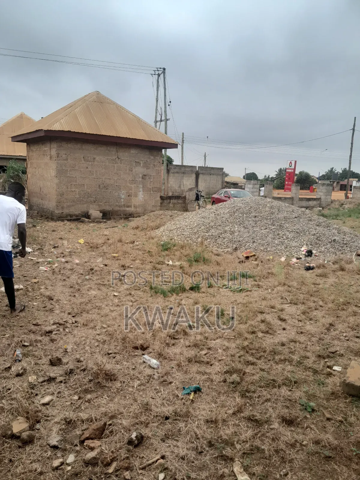 8bdrm House in Kumasi Metropolitan for sale
