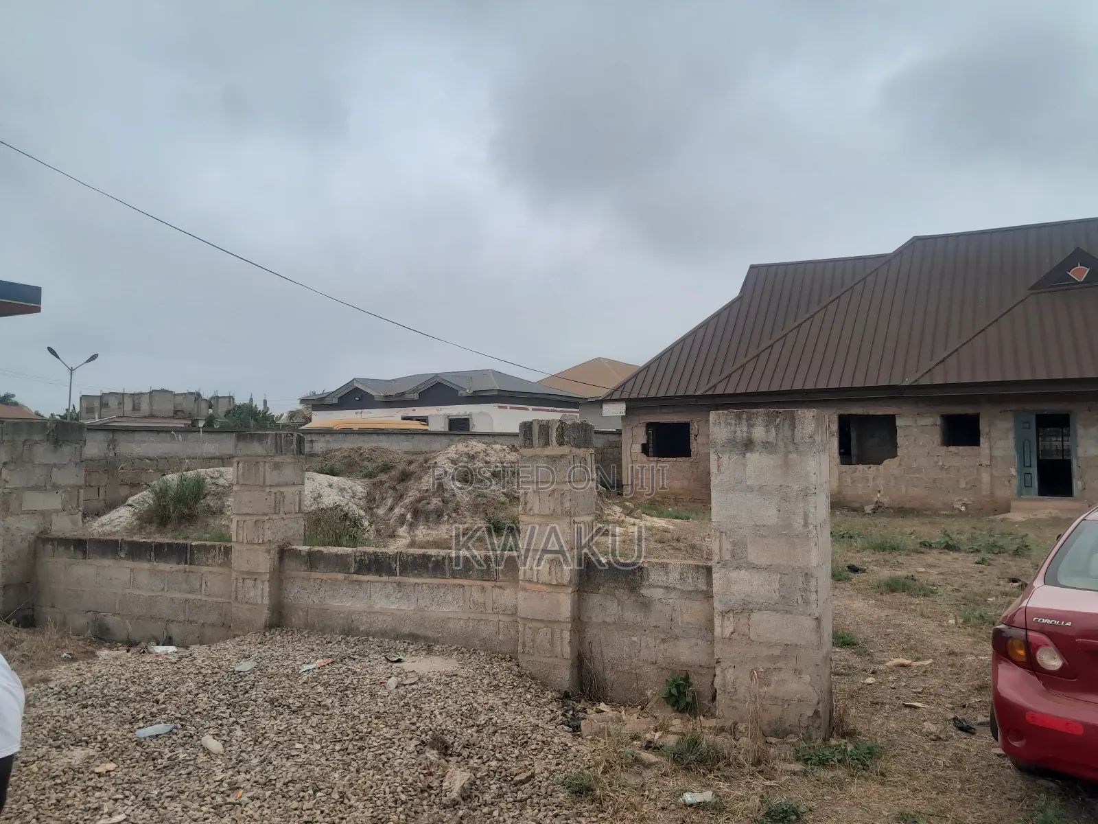 8bdrm House in Kumasi Metropolitan for sale