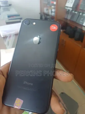 Apple iPhone 7 128 GB Black