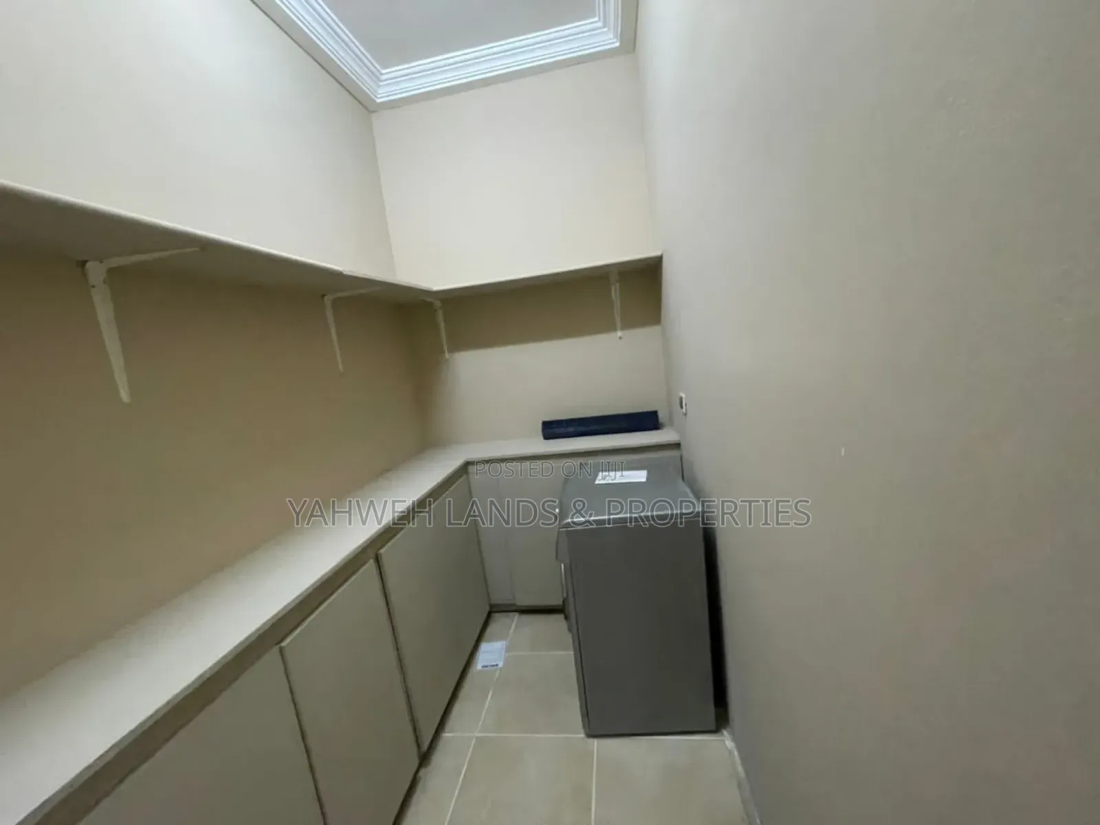 3bdrm House in Cantonments for rent