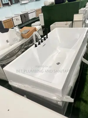 European Jacuzzi Bathtub Complete With Tap_jacuzzi_bathtub