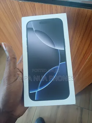 New Apple iPhone 16 Pro Max 256 GB Black