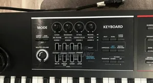 Roland Juno-ds 88 Keyboard Synthesizer