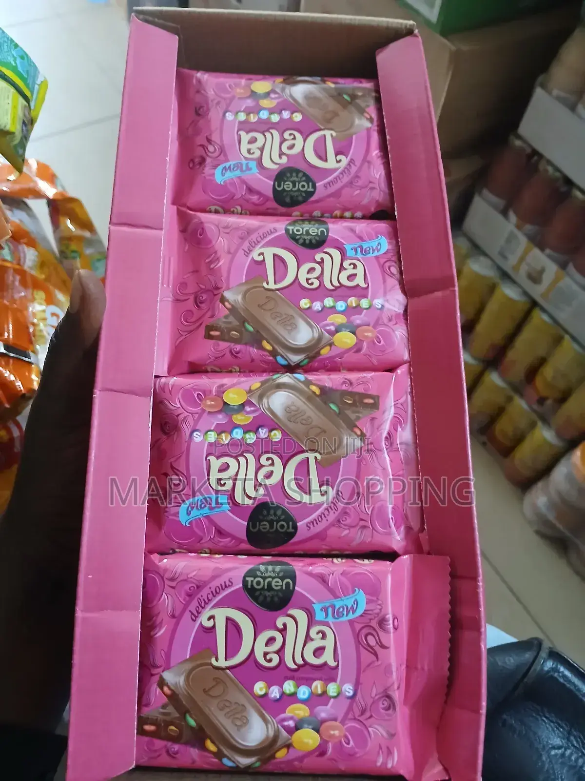Della Milk Chocolate With Candies 52gx24