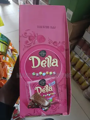 Della Milk Chocolate With Candies 52gx24