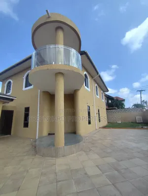 3bdrm House in A&C Mall, East Legon for rent