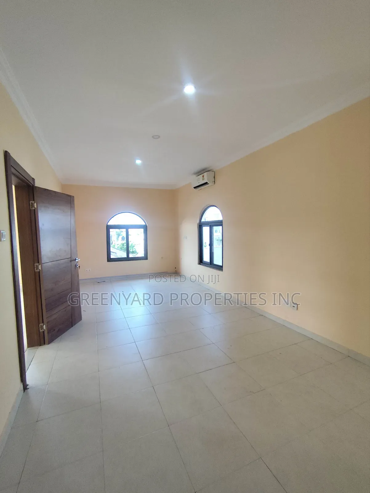 3bdrm House in A&C Mall, East Legon for rent