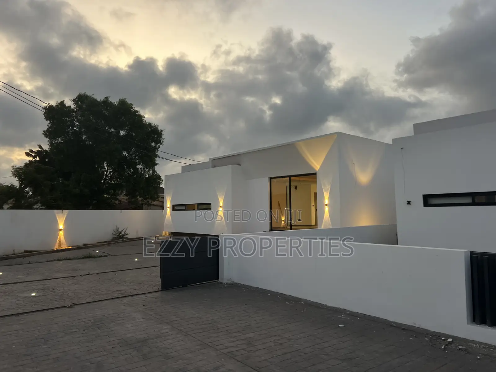 3bdrm House in East Legon School for rent