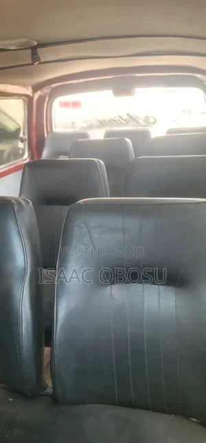 Toyota HiAce 2008 Red