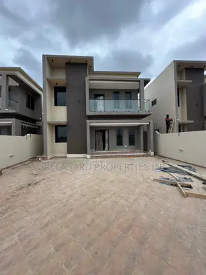 5bdrm House in Hills, East Legon for sale