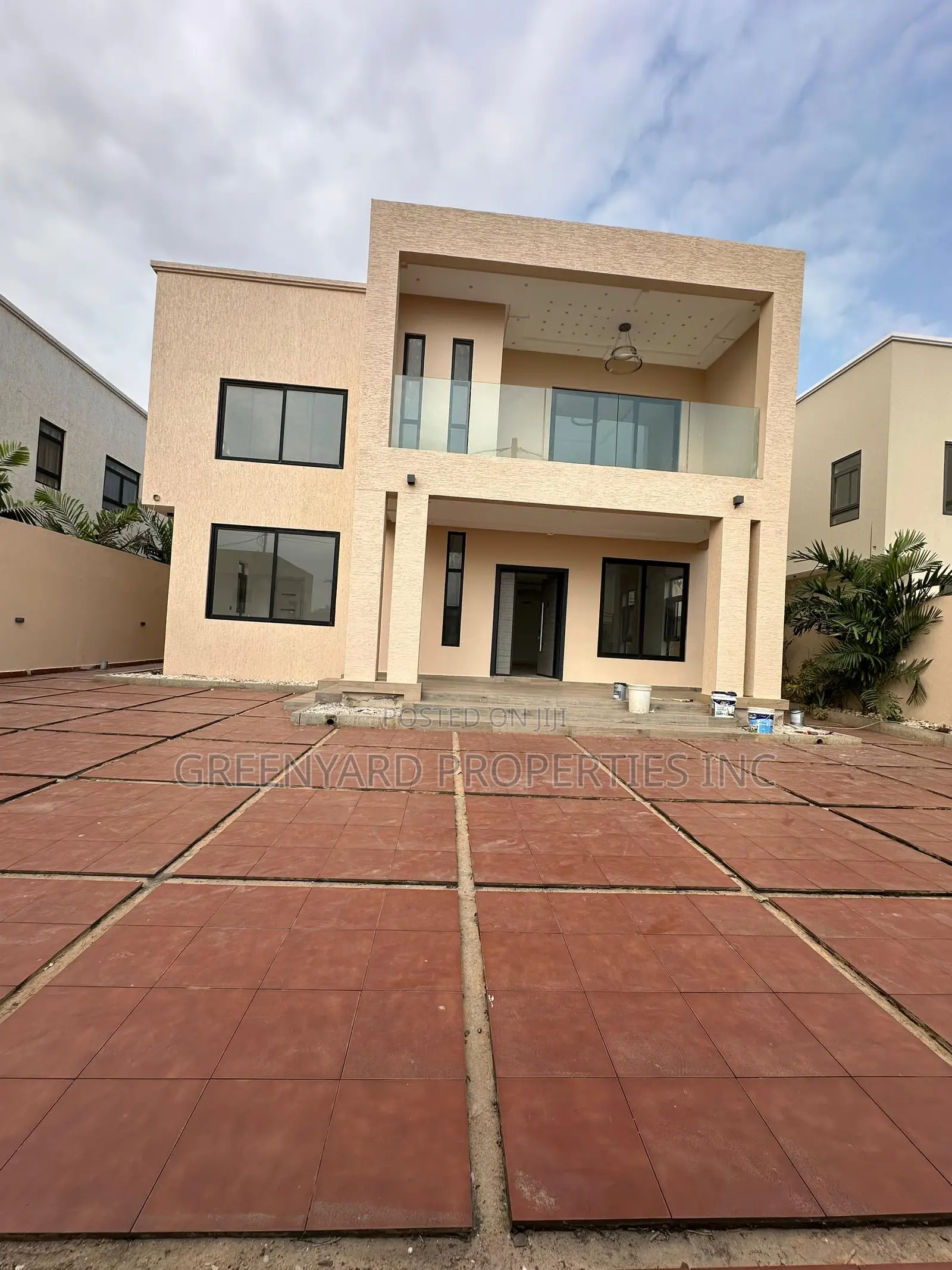 5bdrm House in Hills, East Legon for sale