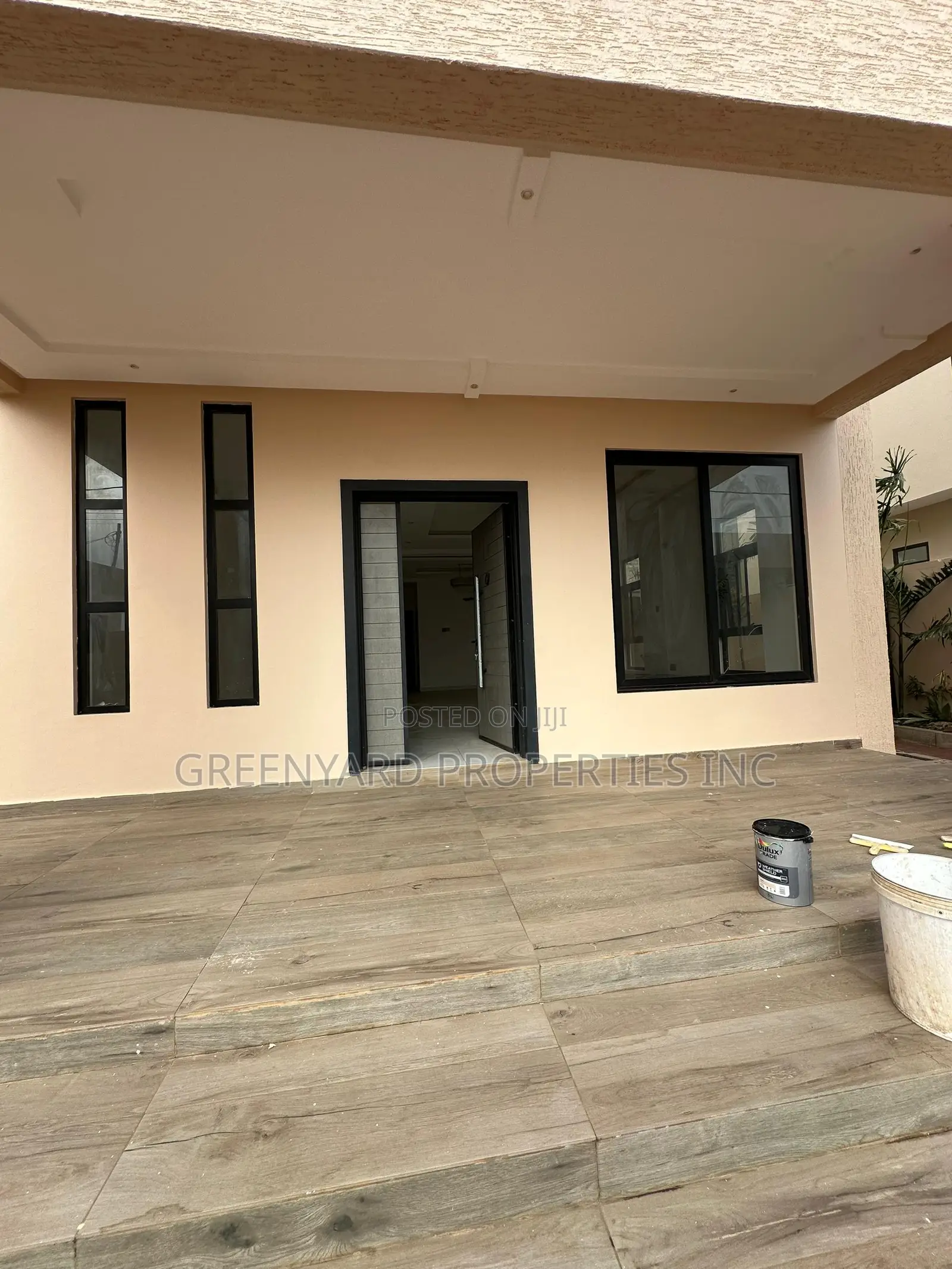 5bdrm House in Hills, East Legon for sale