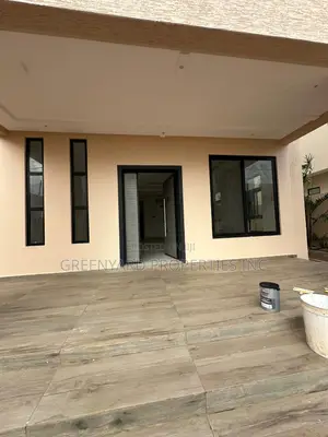 5bdrm House in Hills, East Legon for sale