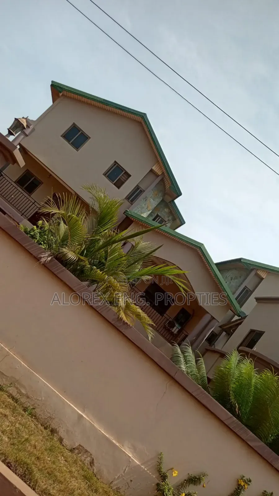 3bdrm Apartment in Foster Home, Adenta for rent
