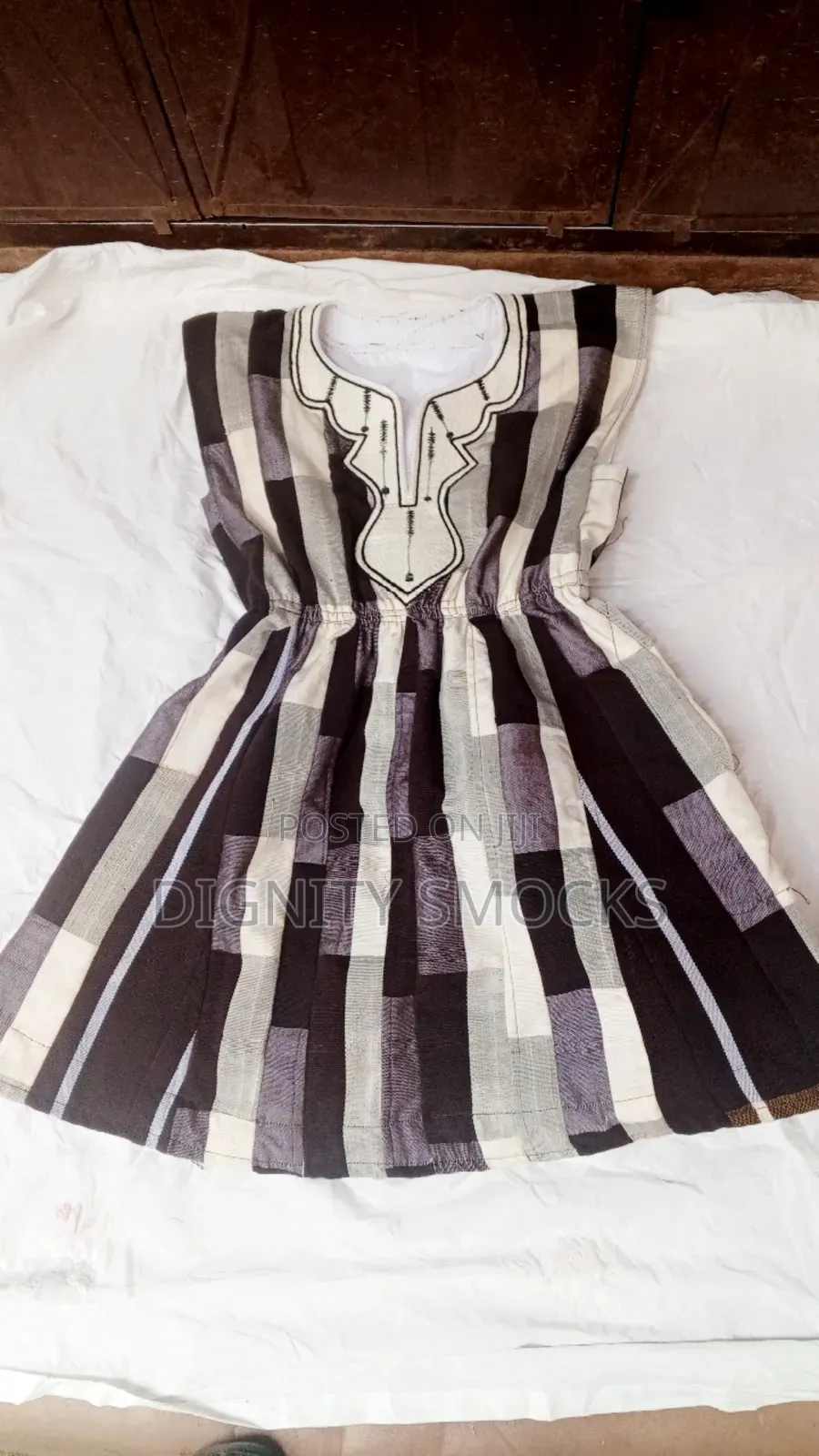 Look Trendy With Our Beautiful Ladies Smock/Fugu