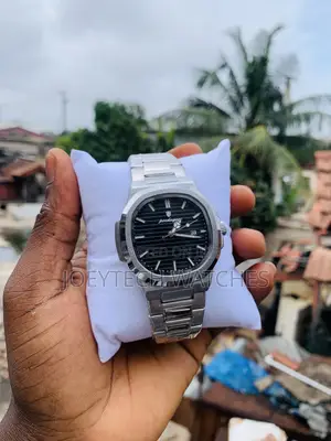 Poedagar Stainless Silver Watch